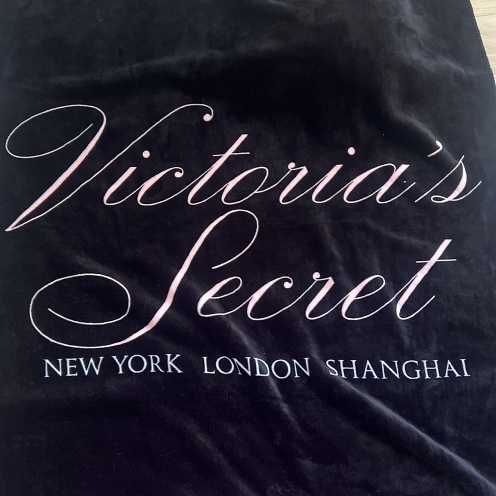 Victoria’s Secret Blanket